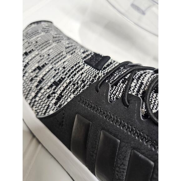 Adidas Mens originals Black shoes Mens size 5 womens 6.5 - Picture 4 of 7